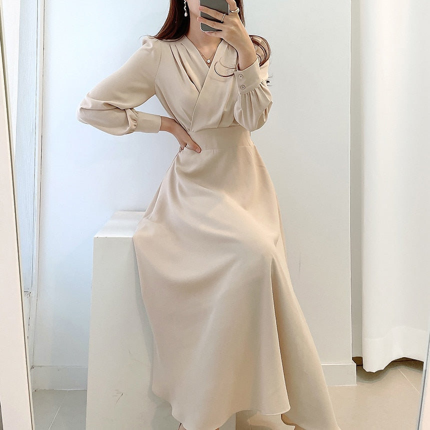 Women's V Neck Puff Sleeve A Line Midi Dress - Long Sleeve