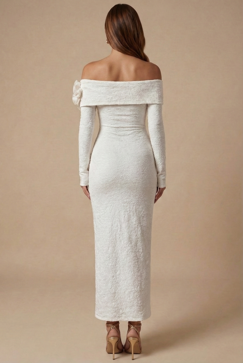 Women’s Off Shoulder Bodycon Maxi Dress with Long Sleeves and Floral Applique Neckline